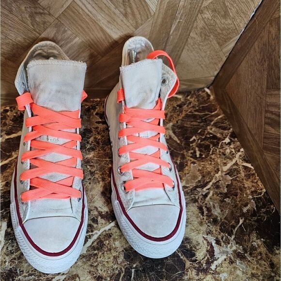 Converse women's All Star hi-top fashion dirty look size 7.     206 - Picture 2 of 12